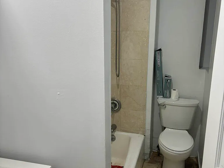 516 E 81st St #2 — Photo 6