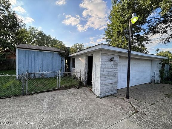 2nd image of 9022 Wanlou Dr