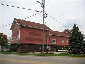 1st image of 104 Janesville Ave
