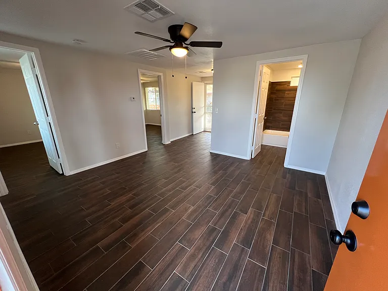 441 E Brady St #1 — Photo 9