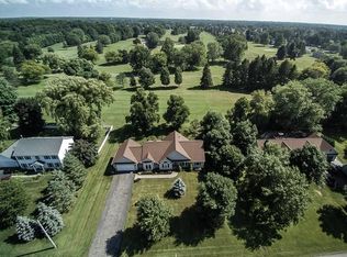 1657 Woodard Rd, Webster, NY 14580