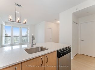 150 E Liberty St #2301, Toronto, ON M6K3R5