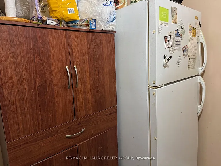 20 Russell St W #5 — Photo 17