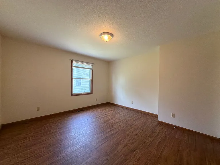 218 Stonewall Ct — Photo 10
