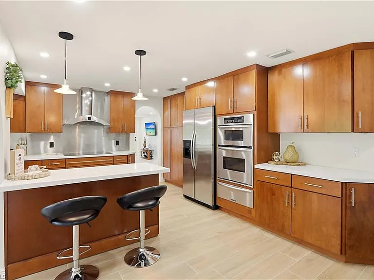 339 Landmark St — Photo 13