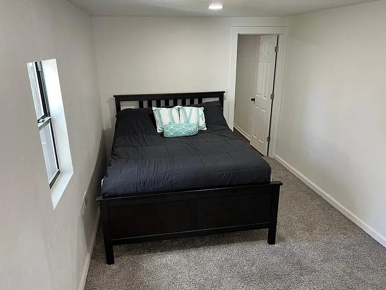 2015 NW 18th St #1/2 — Photo 9