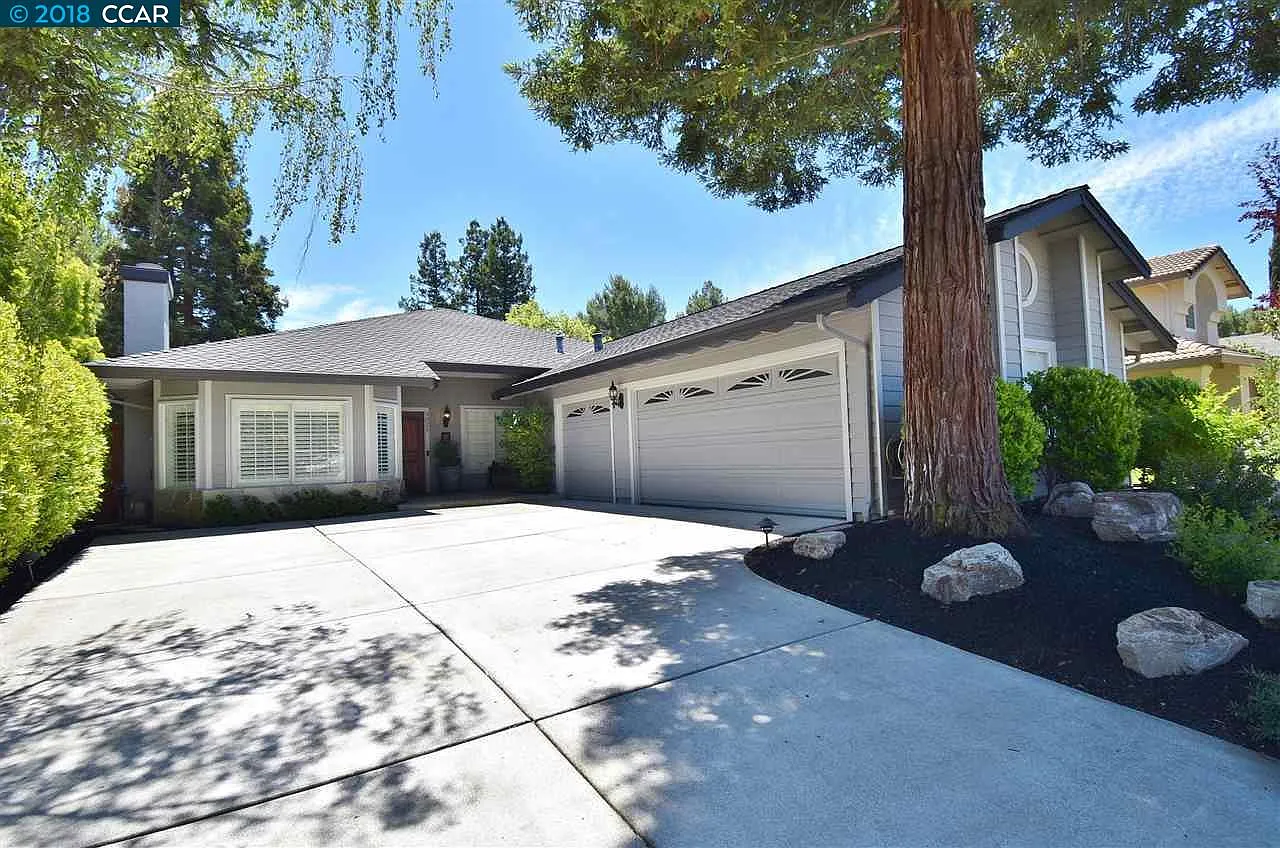 4025 Canyon Crest Rd W photo 1