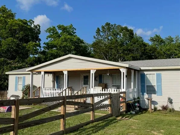 690 Jacks Branch Rd, Cantonment, FL 32533