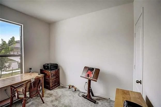 3 bed, 1594 sqft, $1,850 — Photo 3