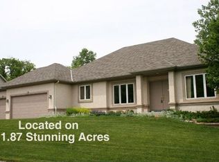 3715 Brown Bear Trl, Eagan, MN 55122