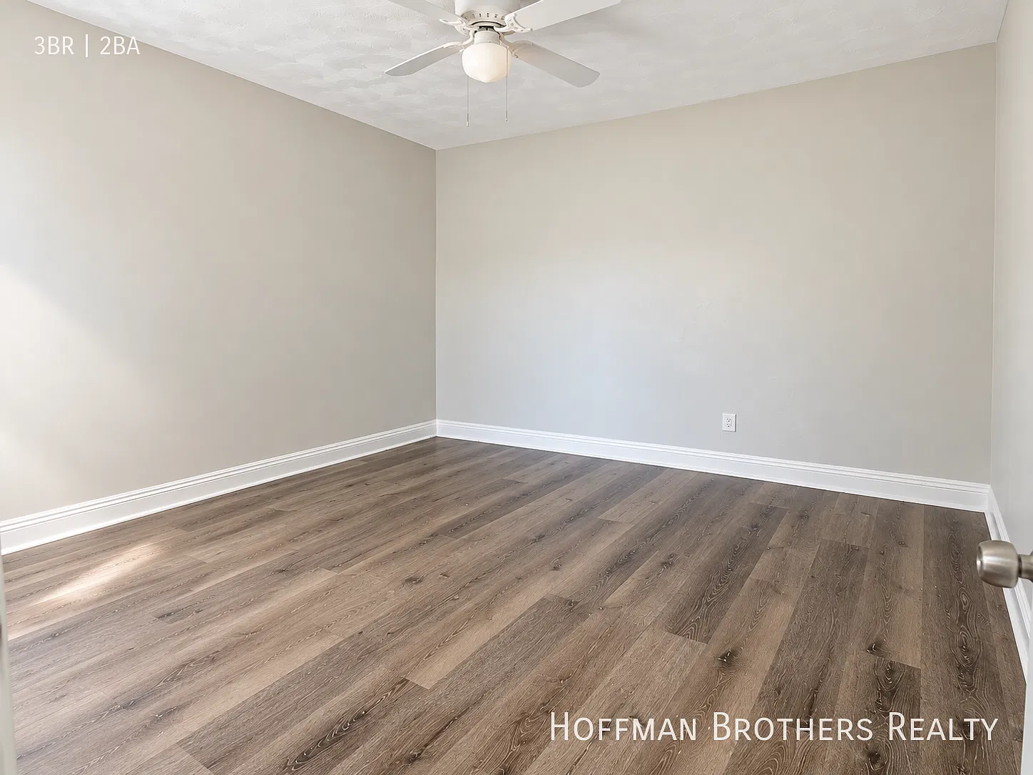 **Section 8 Vouchers Accepted** Comes with Appliances, Water Included & No Application Fee! — Photo 4