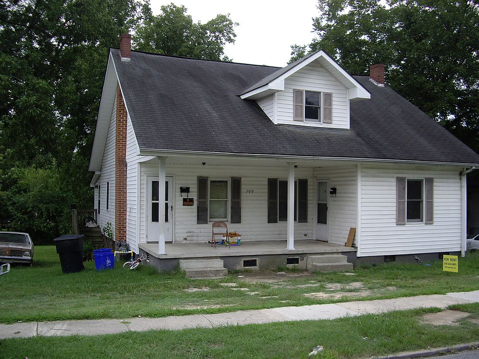 1st image of 909 Grace Ave #B