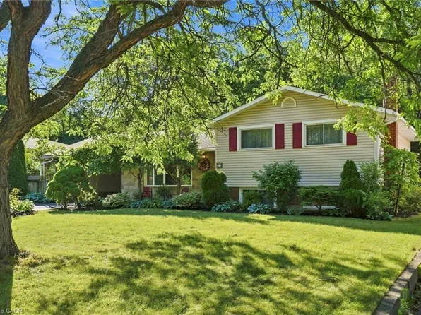 31 Valerie Dr, Saint Catharines, ON L2T 3G3