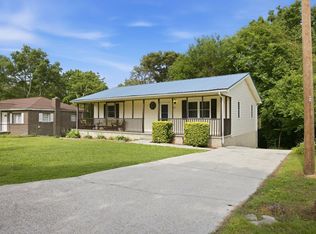 45 Redd Rd, Rossville, GA 30741