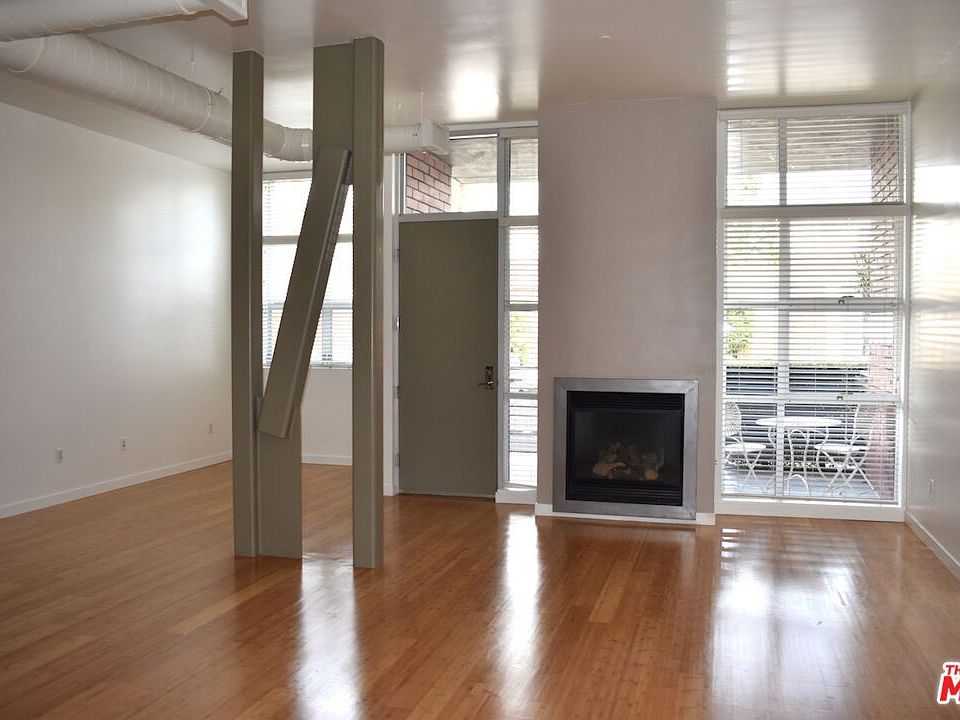 1st image of 1912 Broadway APT 103