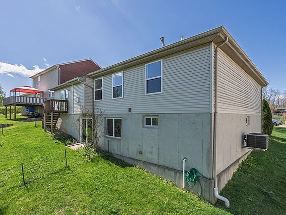 4th image of 10213 Scarletoak Dr