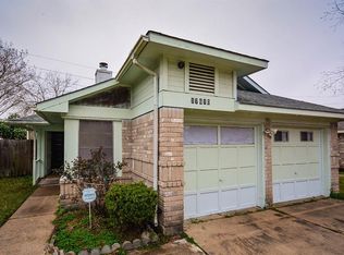 17610 Northhagen Dr, Houston, TX 77084