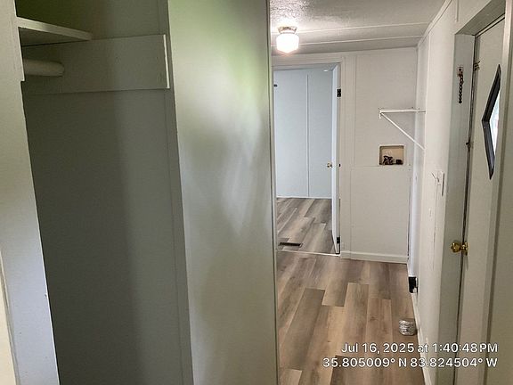 5th image of 104 Eakins Dr #104E