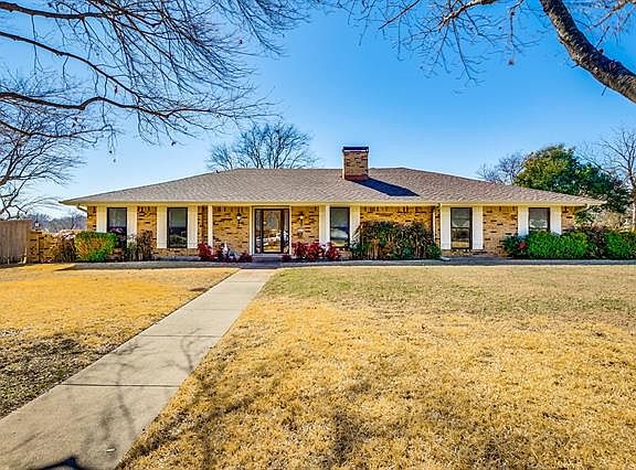 4th image of 1011 Greenwood Pl