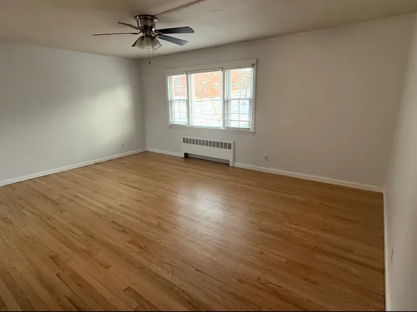 (undisclosed Address), Yonkers, NY 10701