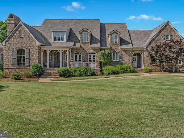 102 Equestrian Dr, Forsyth, GA 31029