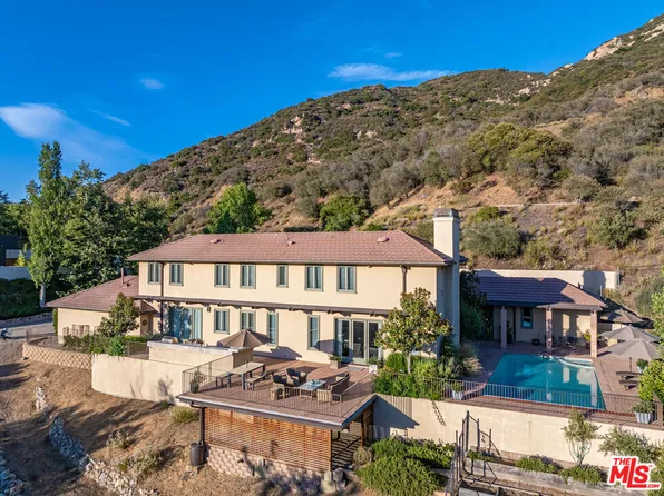 1045 Cold Canyon Rd, Calabasas, CA 91302