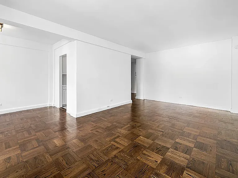 40 Park Ave #6H — Photo 6