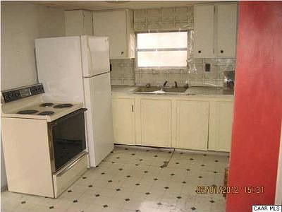 2nd image of 554 Harvey Rd