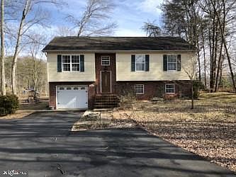 2nd image of 1088 Lakeview Dr