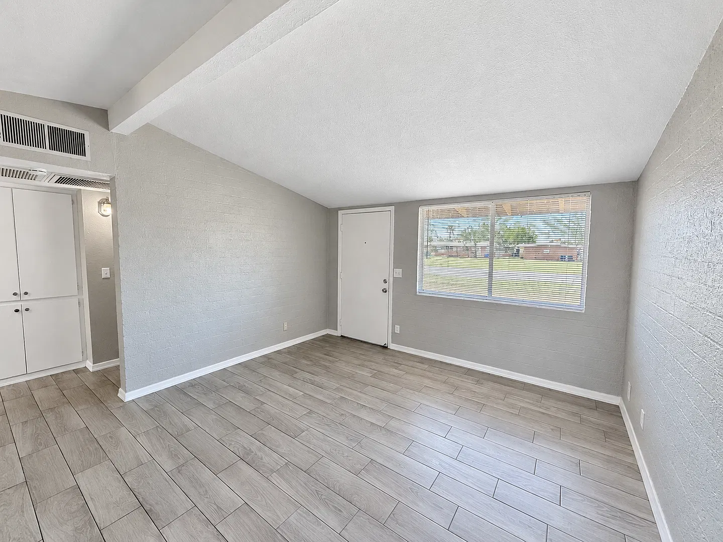 Super 1 bed 1 Bath — Photo 4