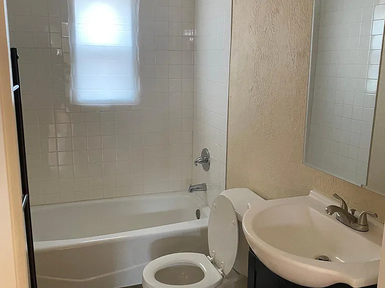 1356 Charleston Ave #2 — Photo 9