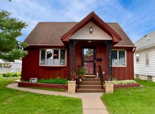 963 E 5th St, Winona, MN 55987