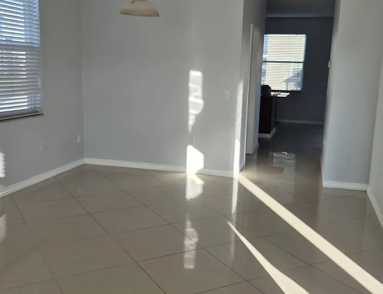 5744 Vista Linda Dr — Photo 3