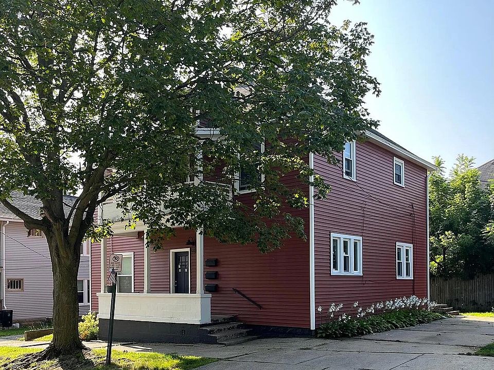 1st image of 930 Nagold St NW