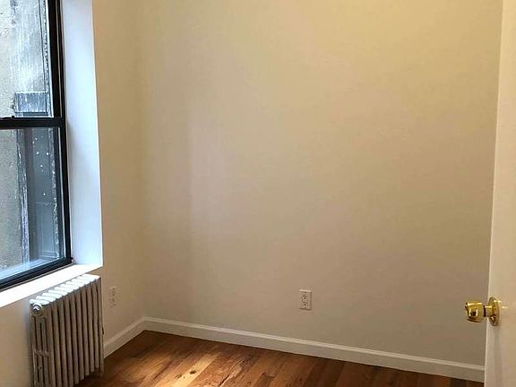 2nd image of 31 Oliver St #2B