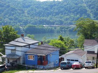 1003 Border Ln, Martins Ferry, OH