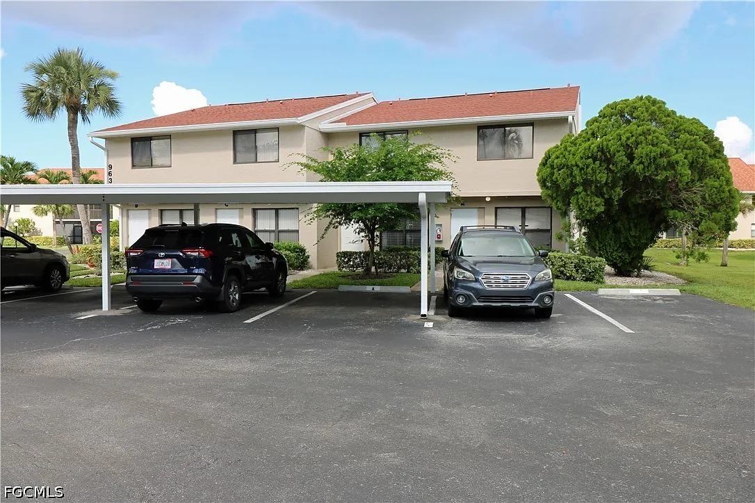 2 bed, 2.5 bath, 1016 sqft, $1,650 — Photo 1