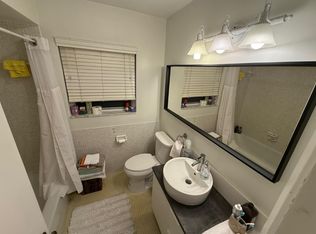 700 Layne Blvd APT 317B, Hallandale, FL 33009
