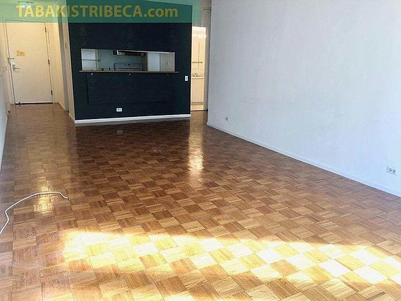 3rd image of 275 Greenwich St APT 7H