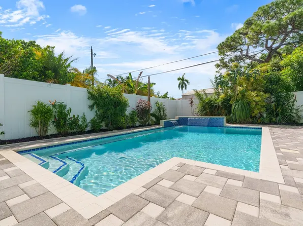 364 NW 48th Court, Oakland Park, FL 33309