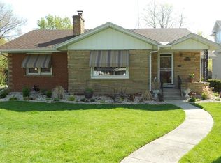 8249 Northcote Ave, Munster, IN 46321