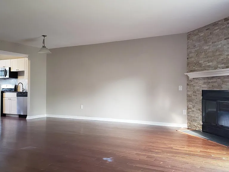 2205 Elberta Ln — Photo 17