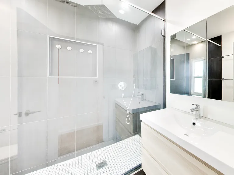 3033 Turk Blvd #4 — Photo 12