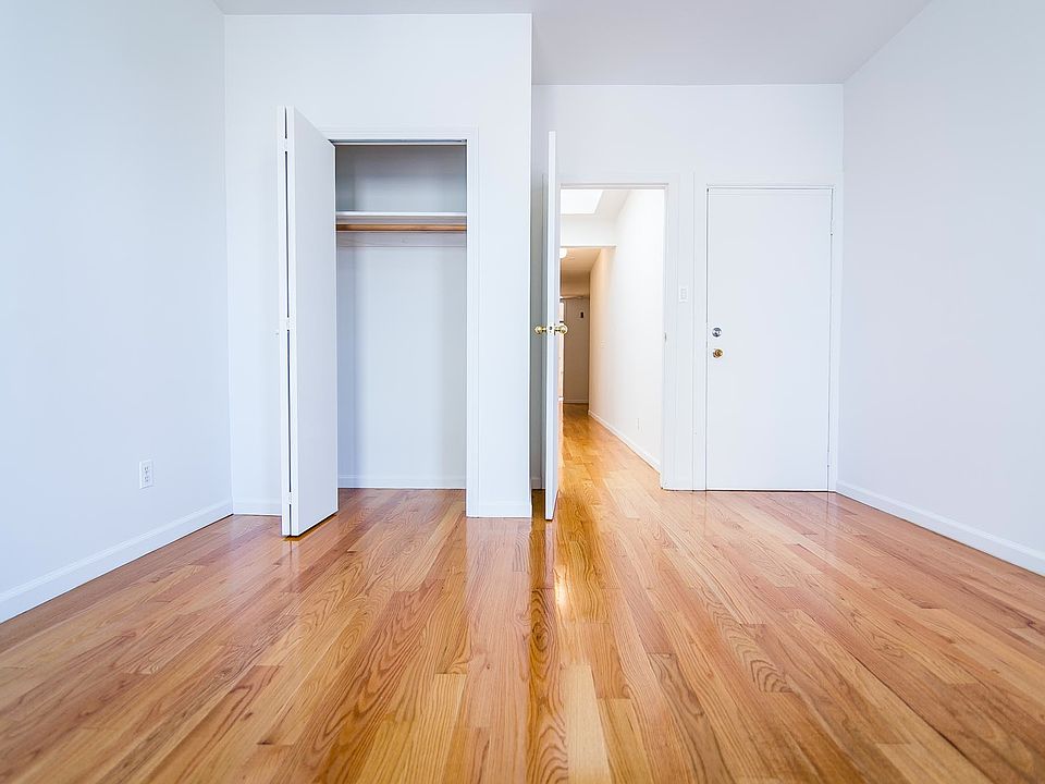 1st image of 278 Wyckoff Ave #3RS