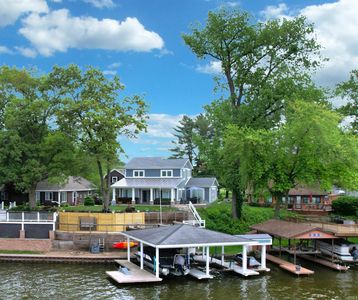 3380 N Shore Acres Ct, Monticello, IN, 47960