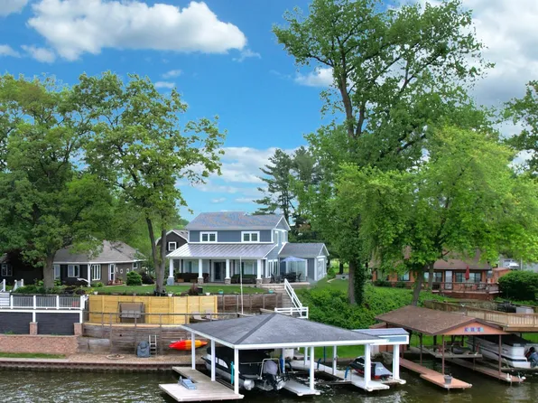 3380 N Shore Acres Ct, Monticello, IN 47960