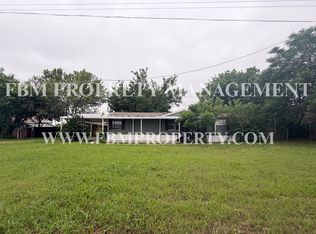 402 E College Ave, Alvarado, TX 76009