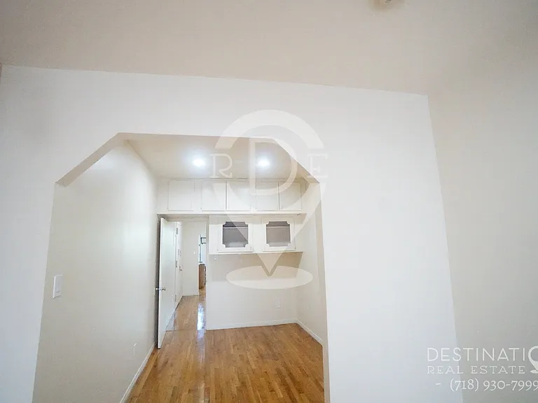 72 Nelson St #2R — Photo 19