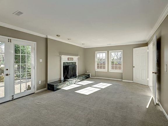 Entry Level - Recreation Room
