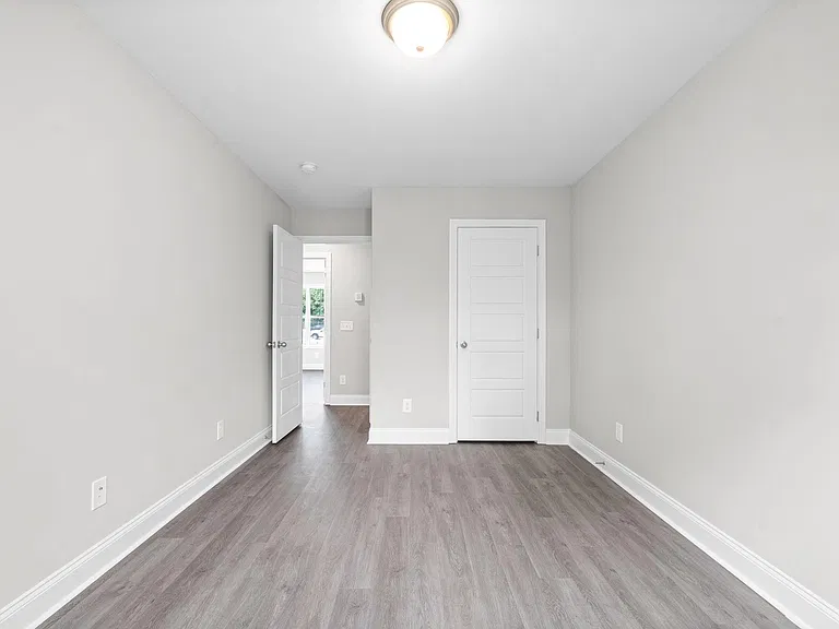 1305 Dodd St — Photo 20